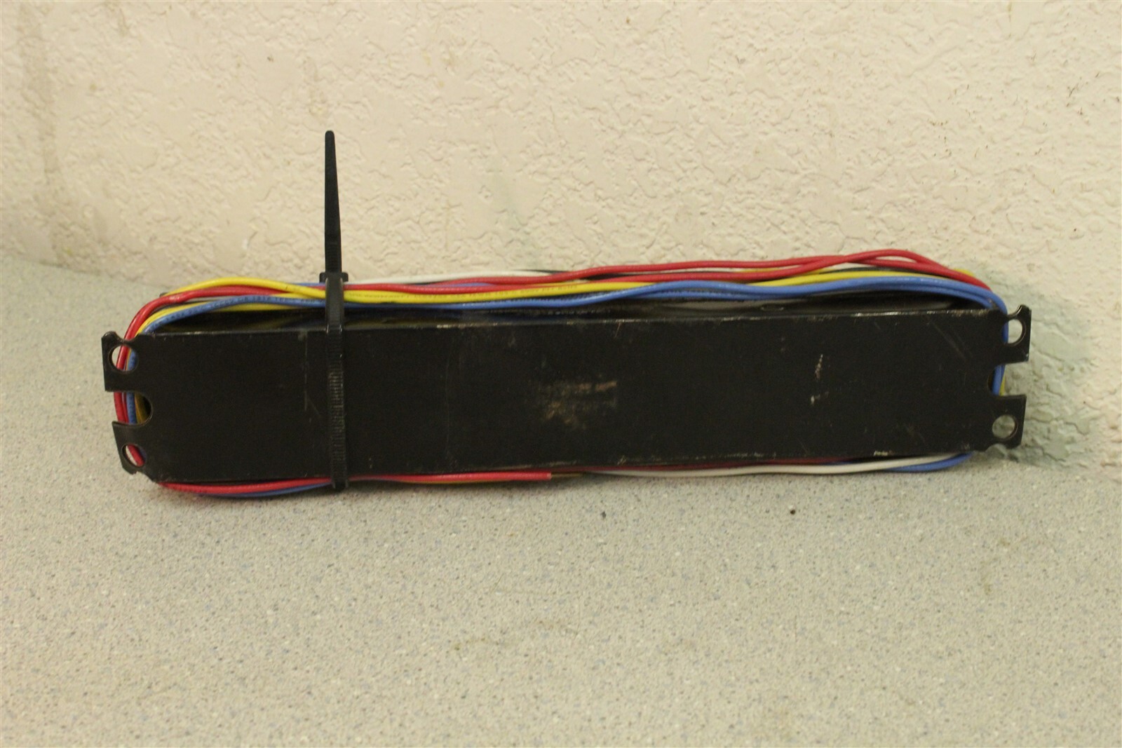 Osram QTP 4X32T8/UNV ISN-SC Ballast *FREE SHIPPING*