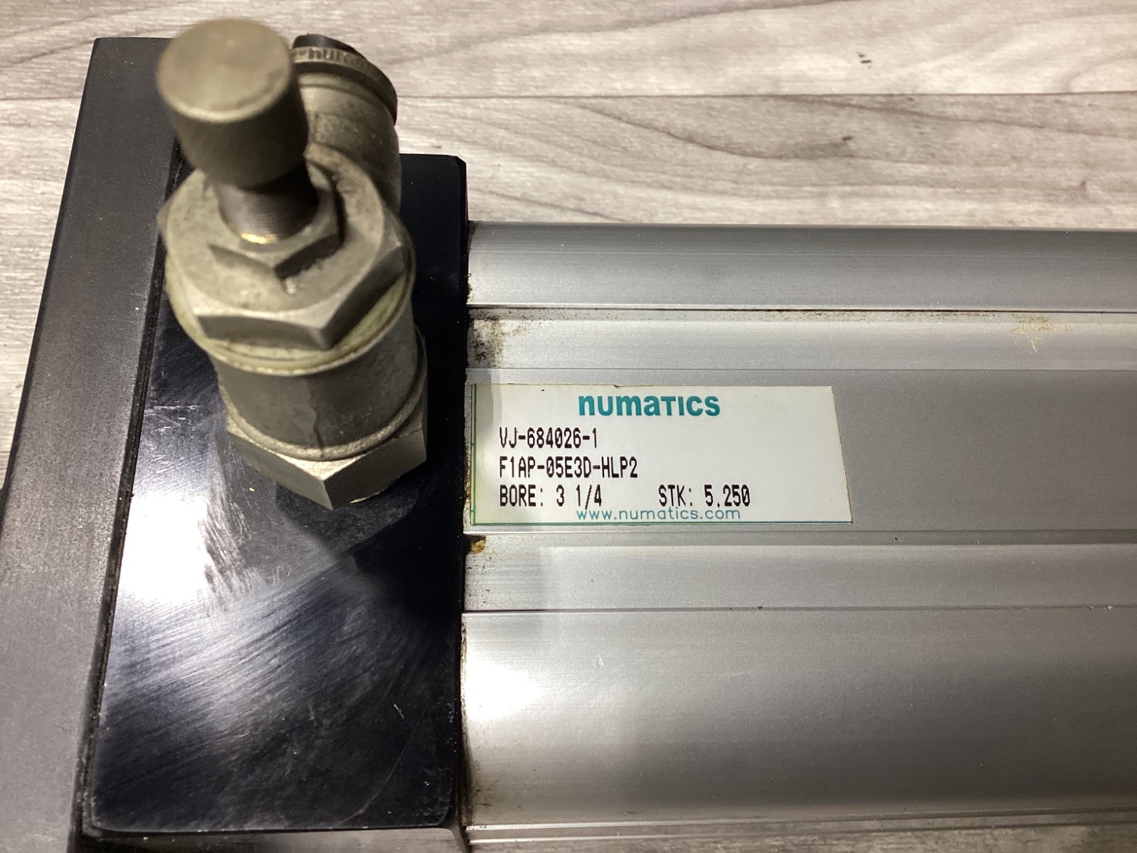 NUMATICS F1AP-05E3D-HLP2 / VJ684026-1 PNEUMATIC CYLINDER #105B154PR3