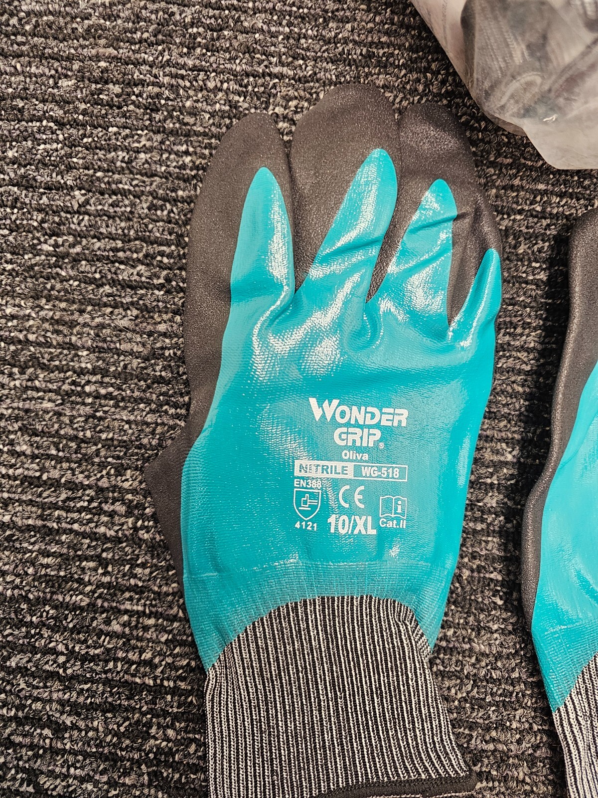 12 PAIRS Wonder Grip WG-518 NITRILE Oliva Gloves Size 10 / XL