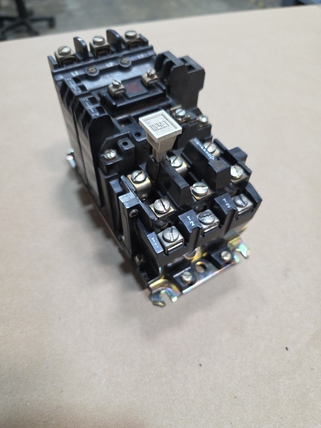 ALLEN BRADLEY 509-AOD /B STARTER SIZE 0 509-A0D 42185-800-01
