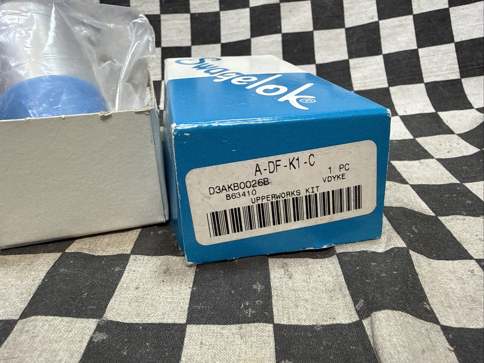 SWAGELOK A-DF-K1-C, ADFK1C, DP SERIES DIAPHRAGM-SEALED VALVE, SHIPSAMEDAY#1651F2