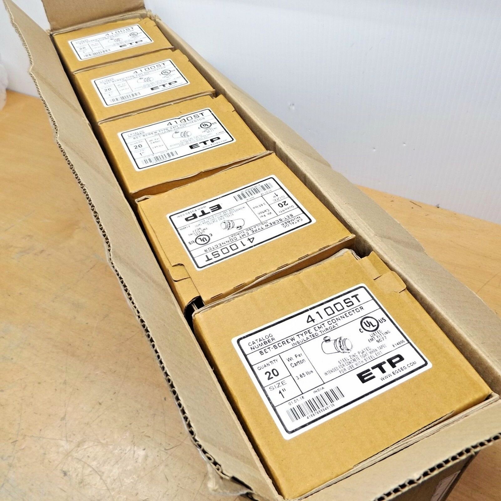 5 Boxes Of 20 = 100 ETP 4100ST 1″ Set Screw Type EMT Connector Insolated Throat