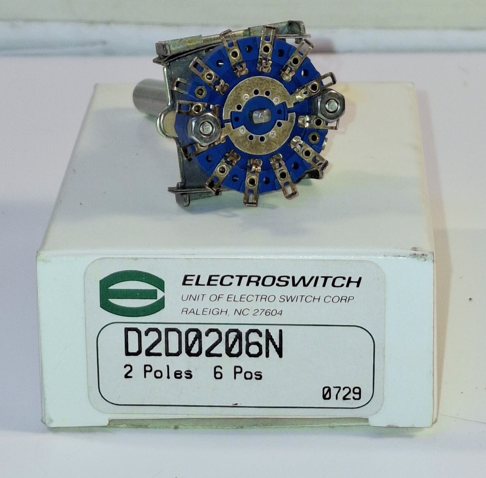 1 NEW ELECTROSWITCH D2D0206N 2 POLE 6 POSITION ROTARY SWITCH NIB **MAKE OFFER**