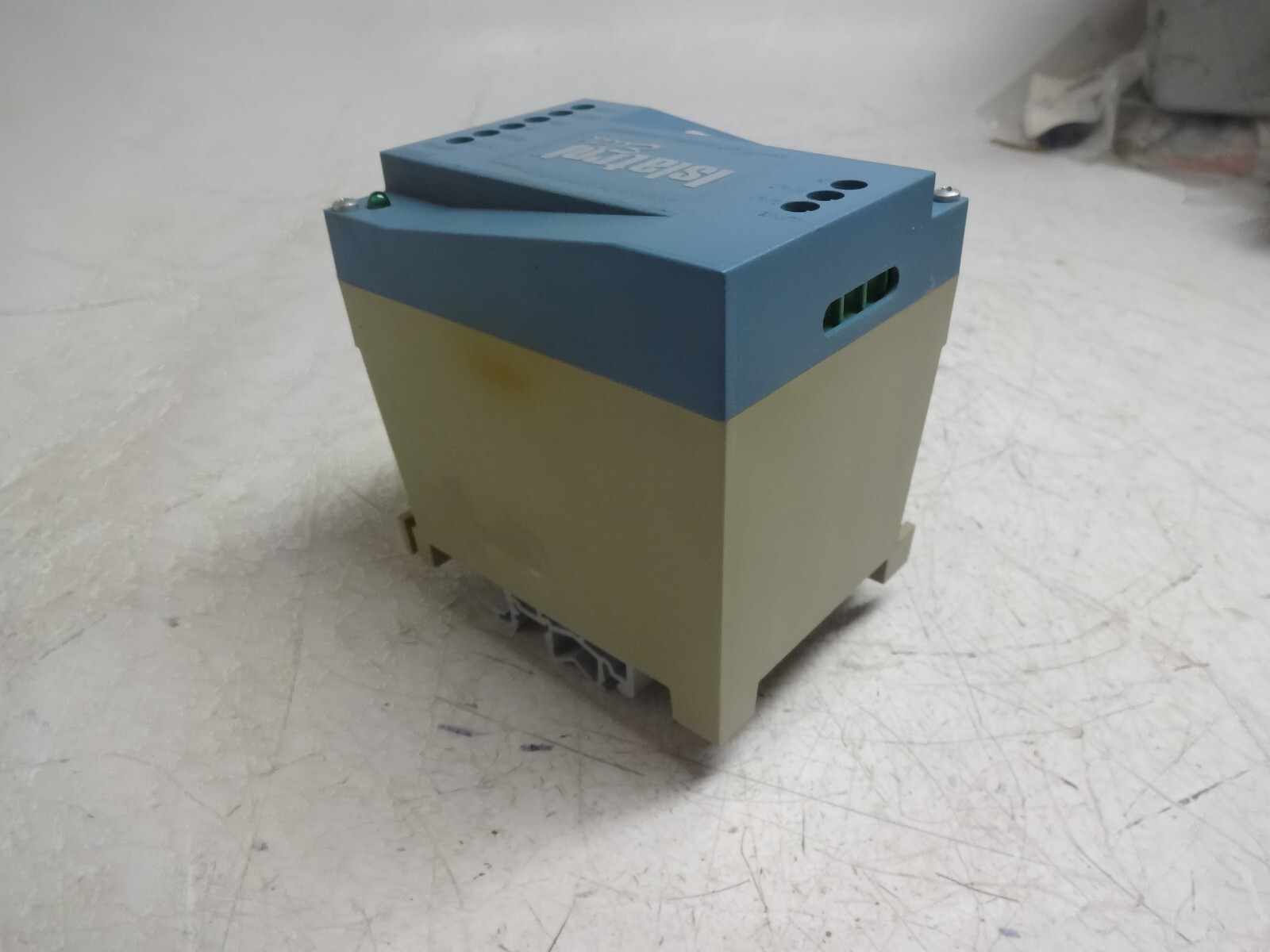 Islatrol IE-110 The Active Tracking Filter 120 VAC 10 Amp IE110