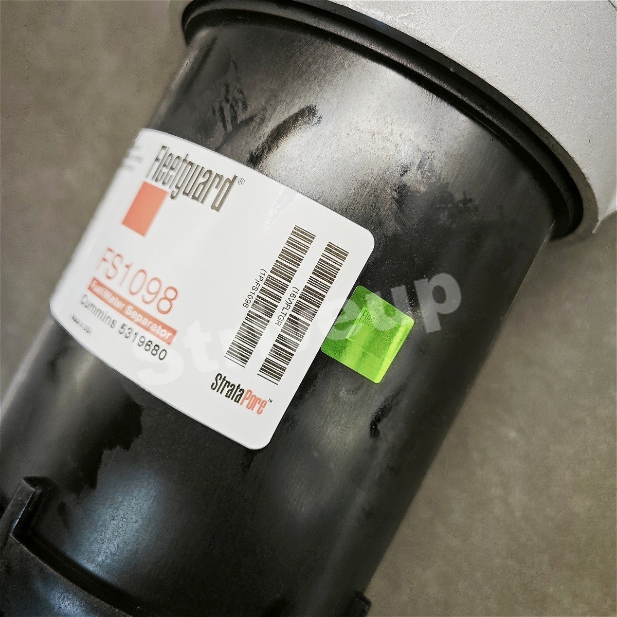 Fuel Filter Assembly with Water Separator 5319680 FS1098 5396530 For Cummins
