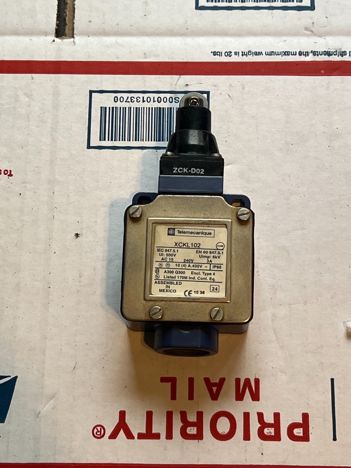telemacanique xckl102 surplus no packaging