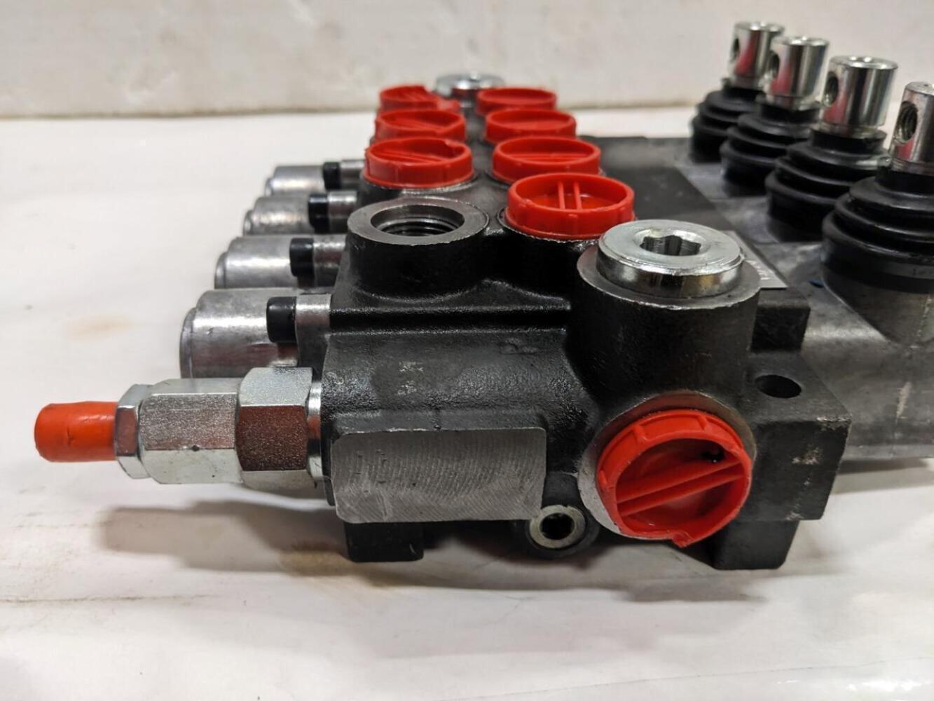 Chief 4 Way Directional Control Valve 4P40 S1Z1 A1A1A1D1 NEW BSIG1