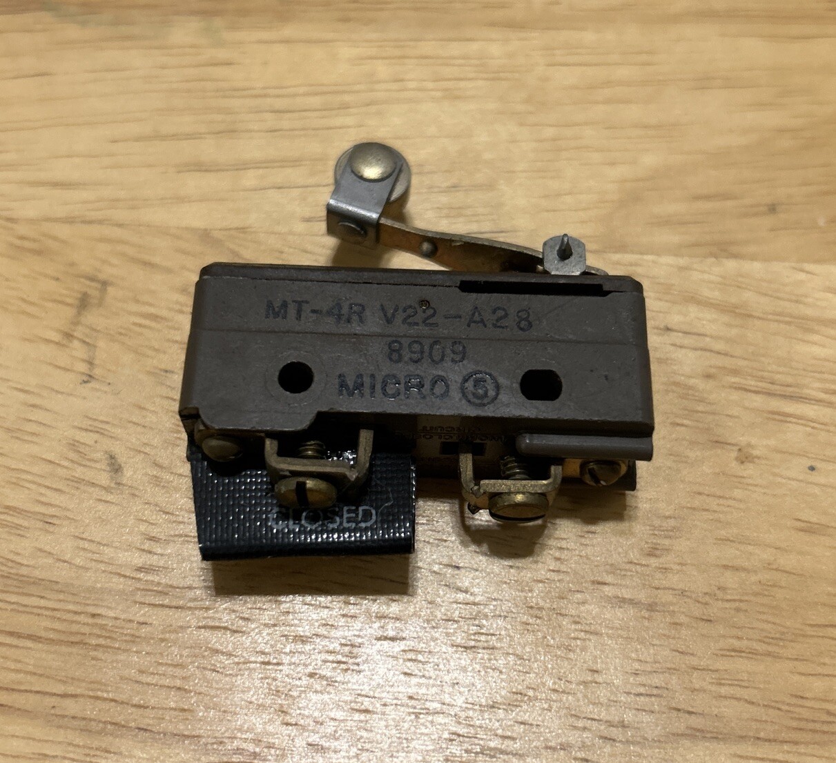 Honeywell MT-4RV22-A28 Micro Switch