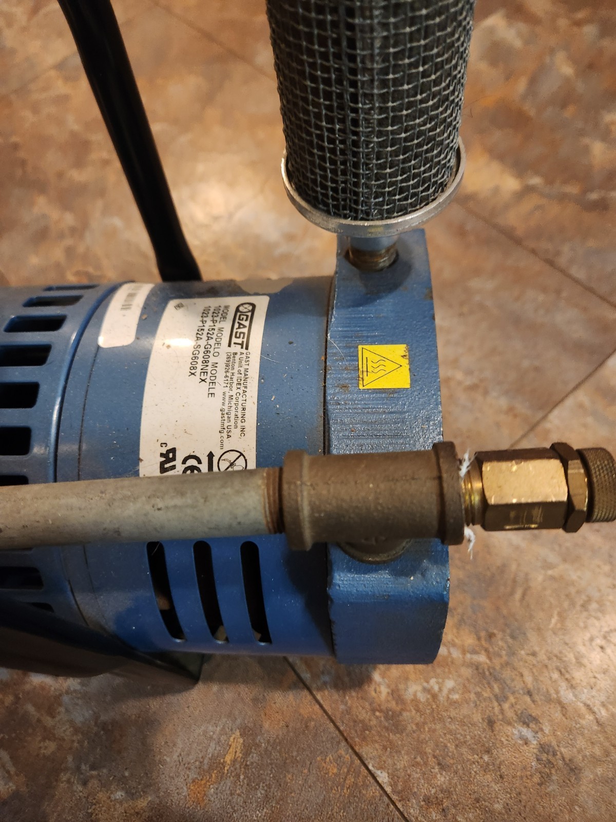 GAST 1023-V152A-G608NEX Rotary Vane Vacuum Pump 3/4HP 1725RPM C63CXHHB-4943