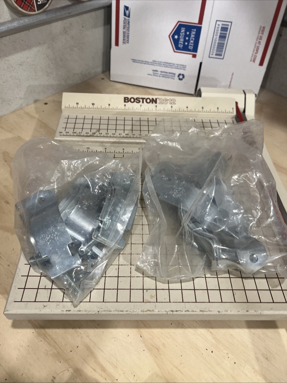 LOT of 10 Sets BLine B2006 2” Thinwall Conduit Unistrut Straps New