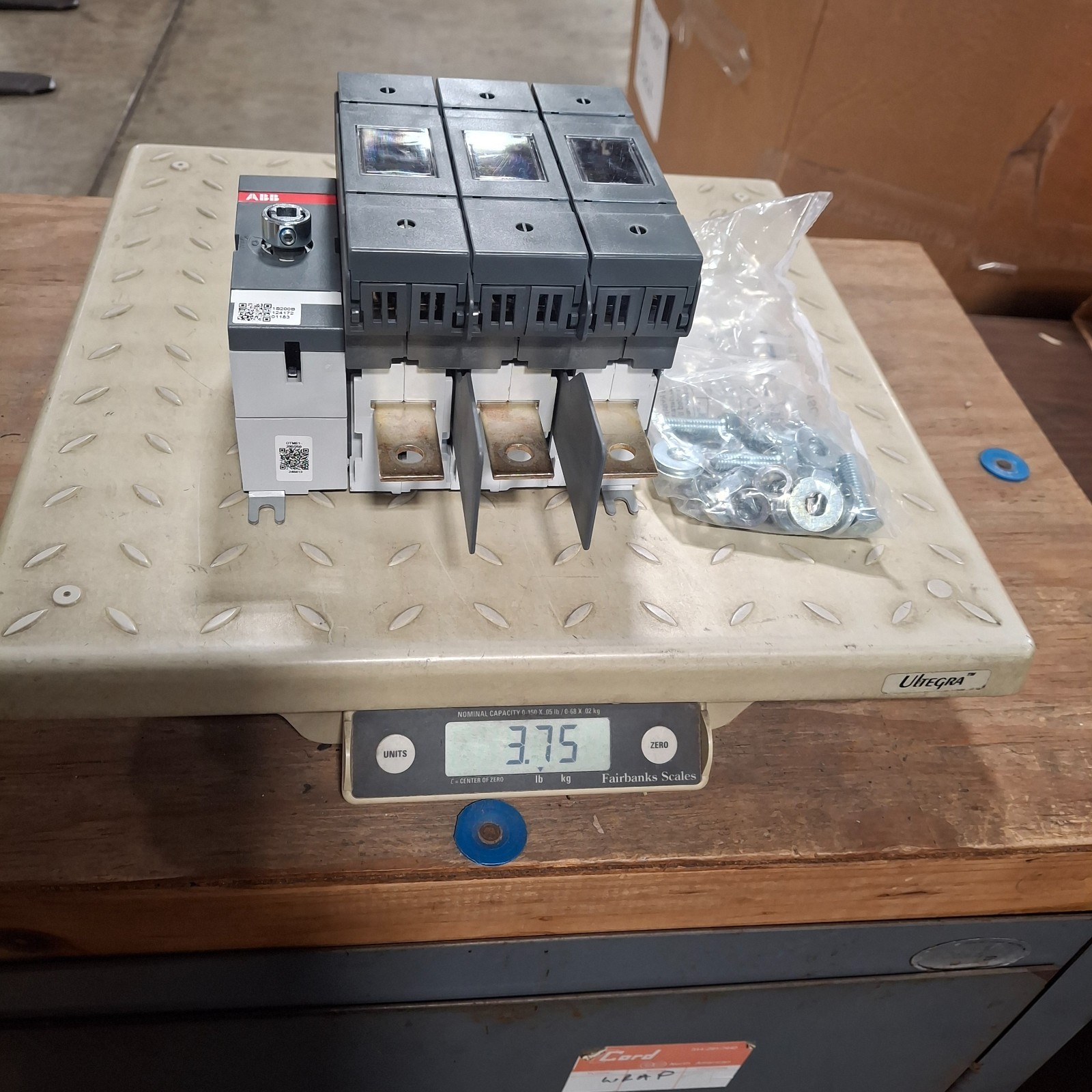 ABB DISCONNECT P/N OS100GJ03