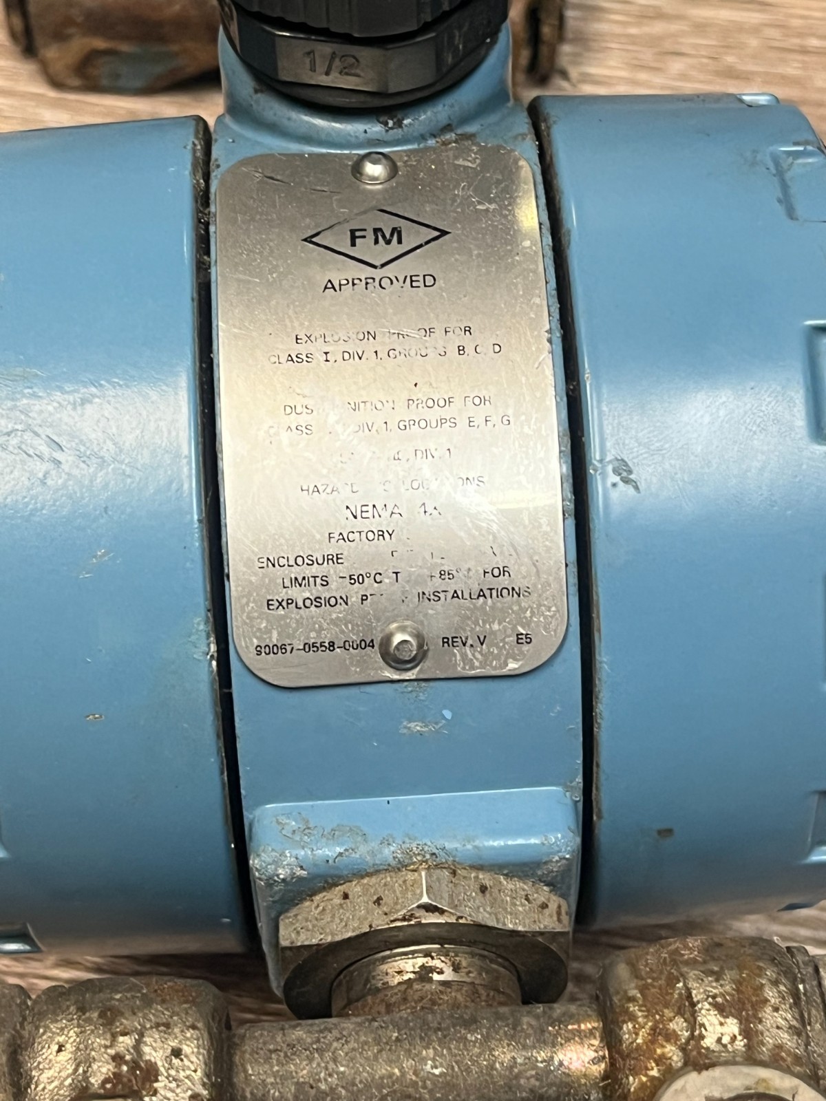 Rosemount 1151GP9 Gauge Pressure Transmitter 4-20mA w/Bracket