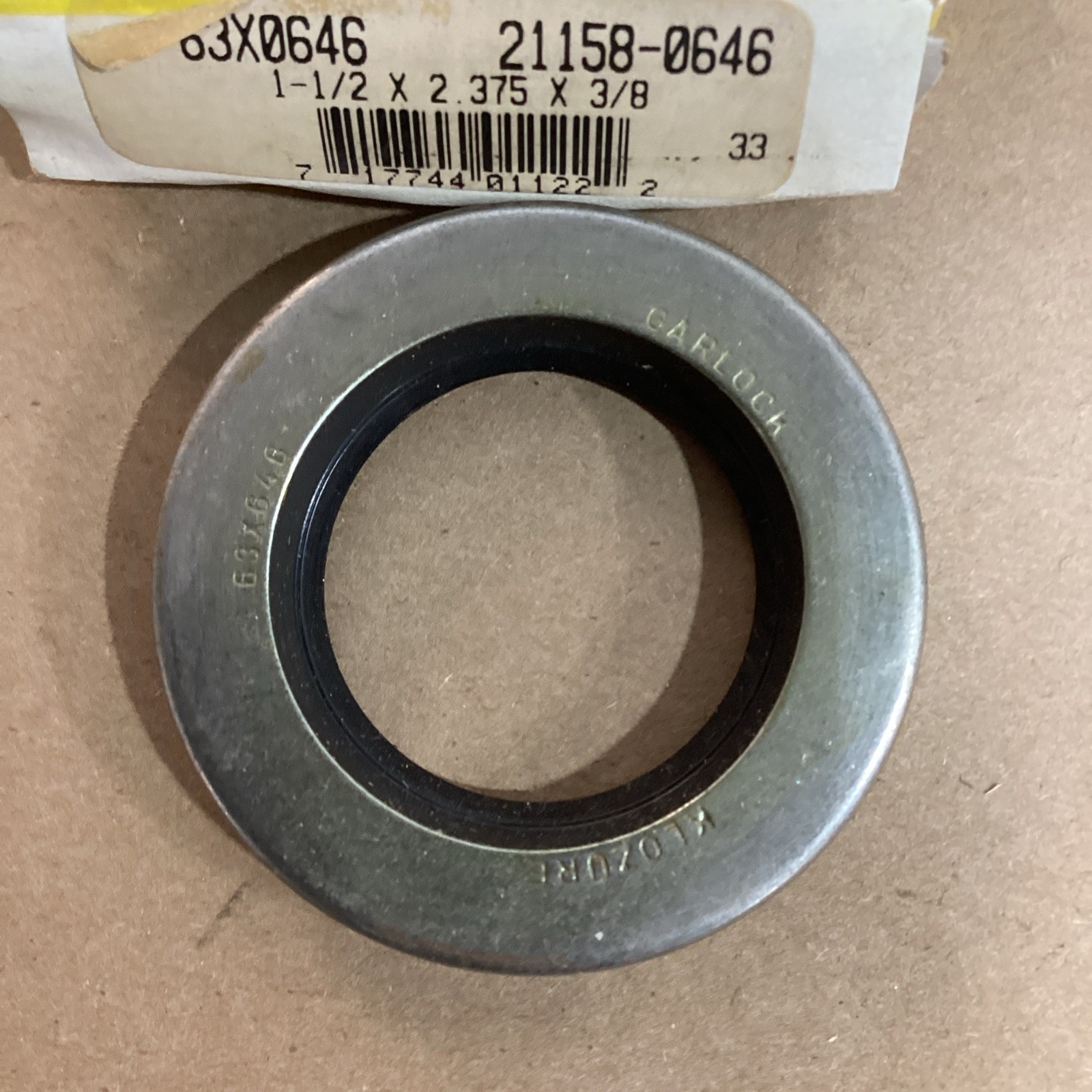 Garlock Klozure Oil Seal 63×0646 21158-0646 1 -1/2″ x 2.375″ x 3/8″ (LOT OF 3)