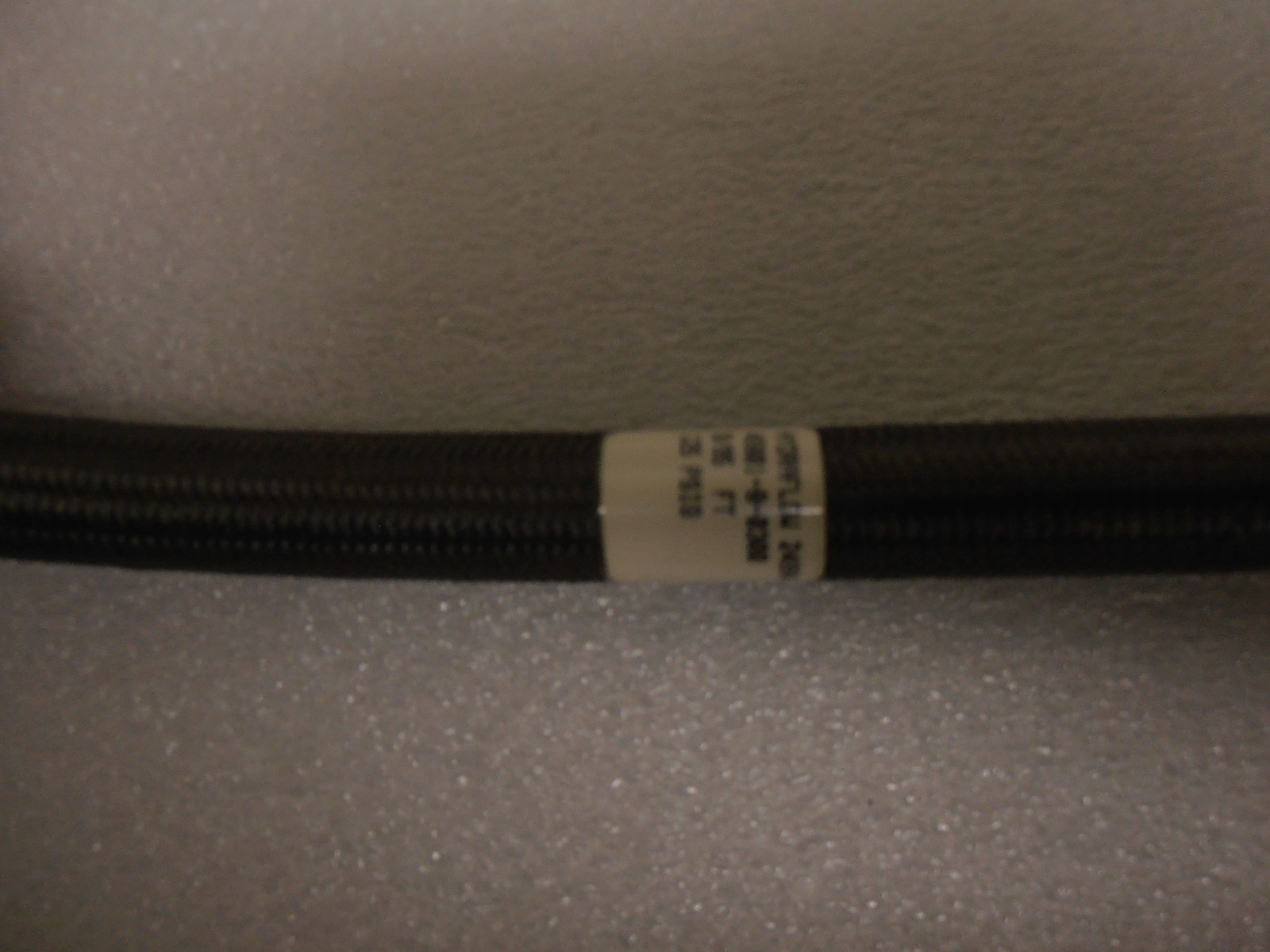 30″ Hydraflow 24984 125 PSIG Hose Assembly 45801-8-0300
