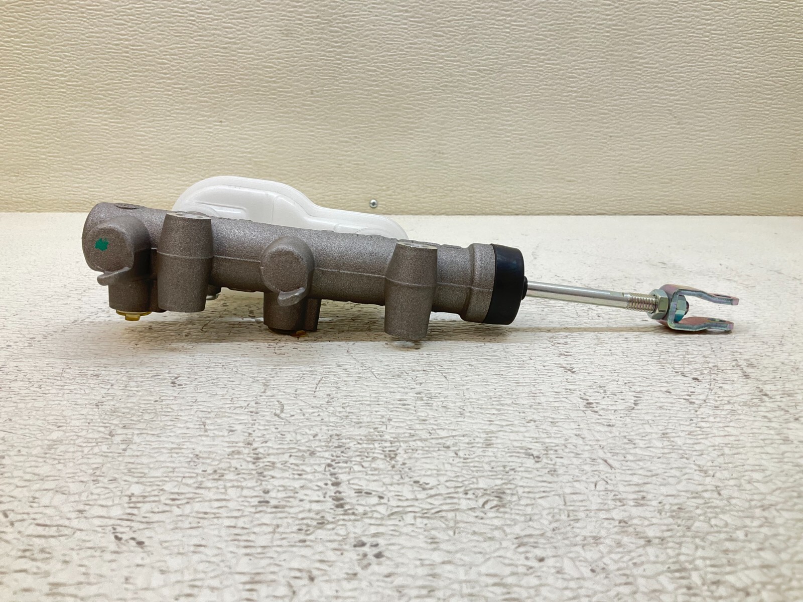 Hayes H5B Master Cylinder (TSC)