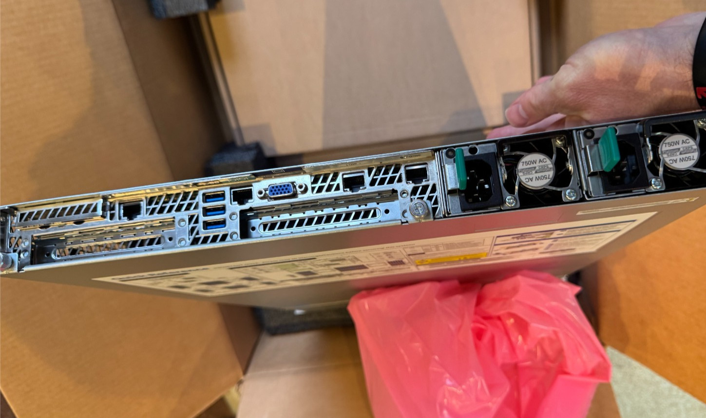 Extreme Networks PV-A-305 88100 ExtremeAnalytics Network Management Device UKVAT