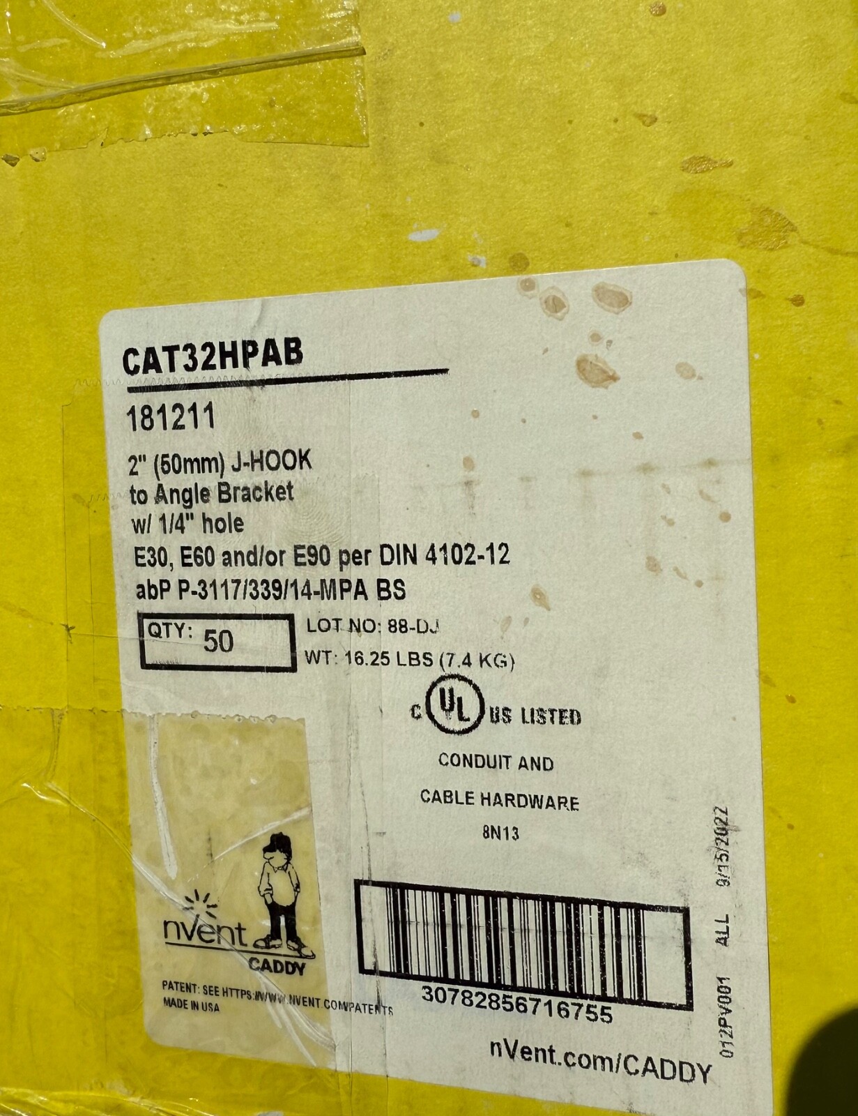 CAT32HPAB (NVENT CADDY) 50pcs 2″ J-HOOK To Angle Bracket 1/4 Hole. Lot of (50