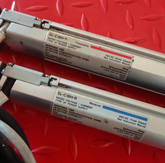 1PC USED SL-C16H-R+SL-C16H-T