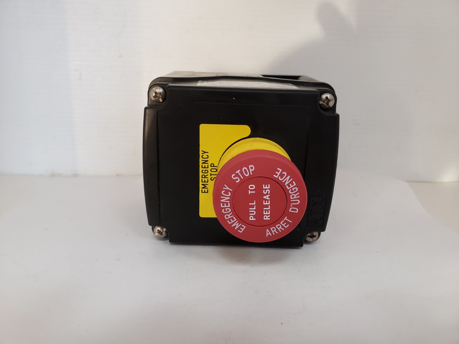 APPLETON B40164 EMERGENCY STOP BUTTON PUSHBUTTON SWITCH
