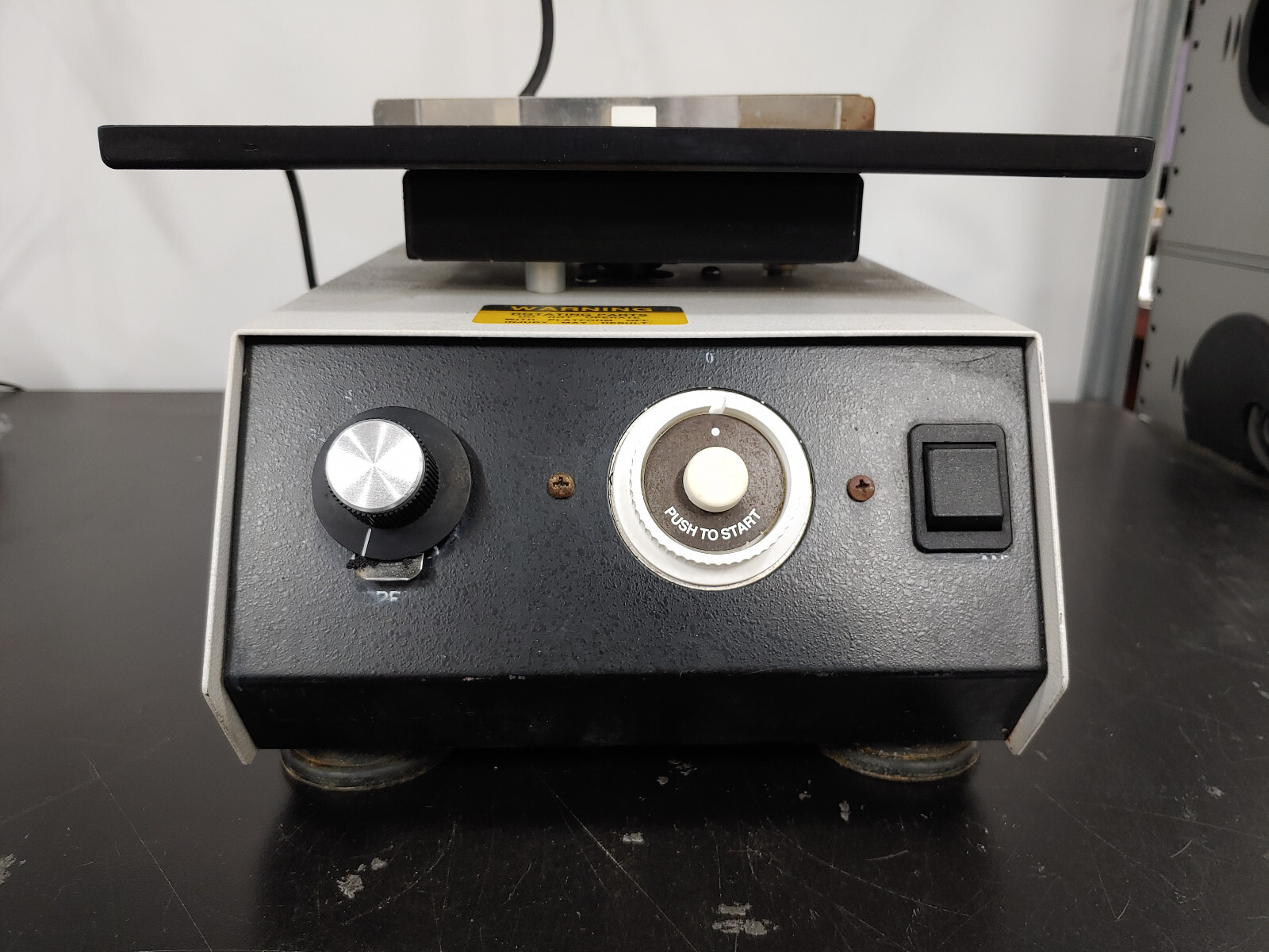 LAB LINE Instruments 4625 Titer Plate Shaker