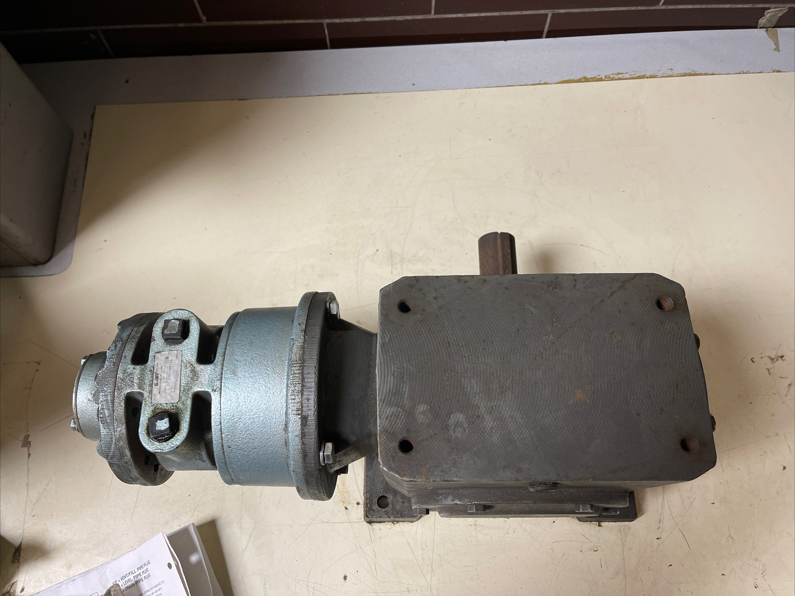 *Used* GAST 8AM-32A-FB20 Air Powered Gear Drive Baldor 3.8HP 20:1 Ratio