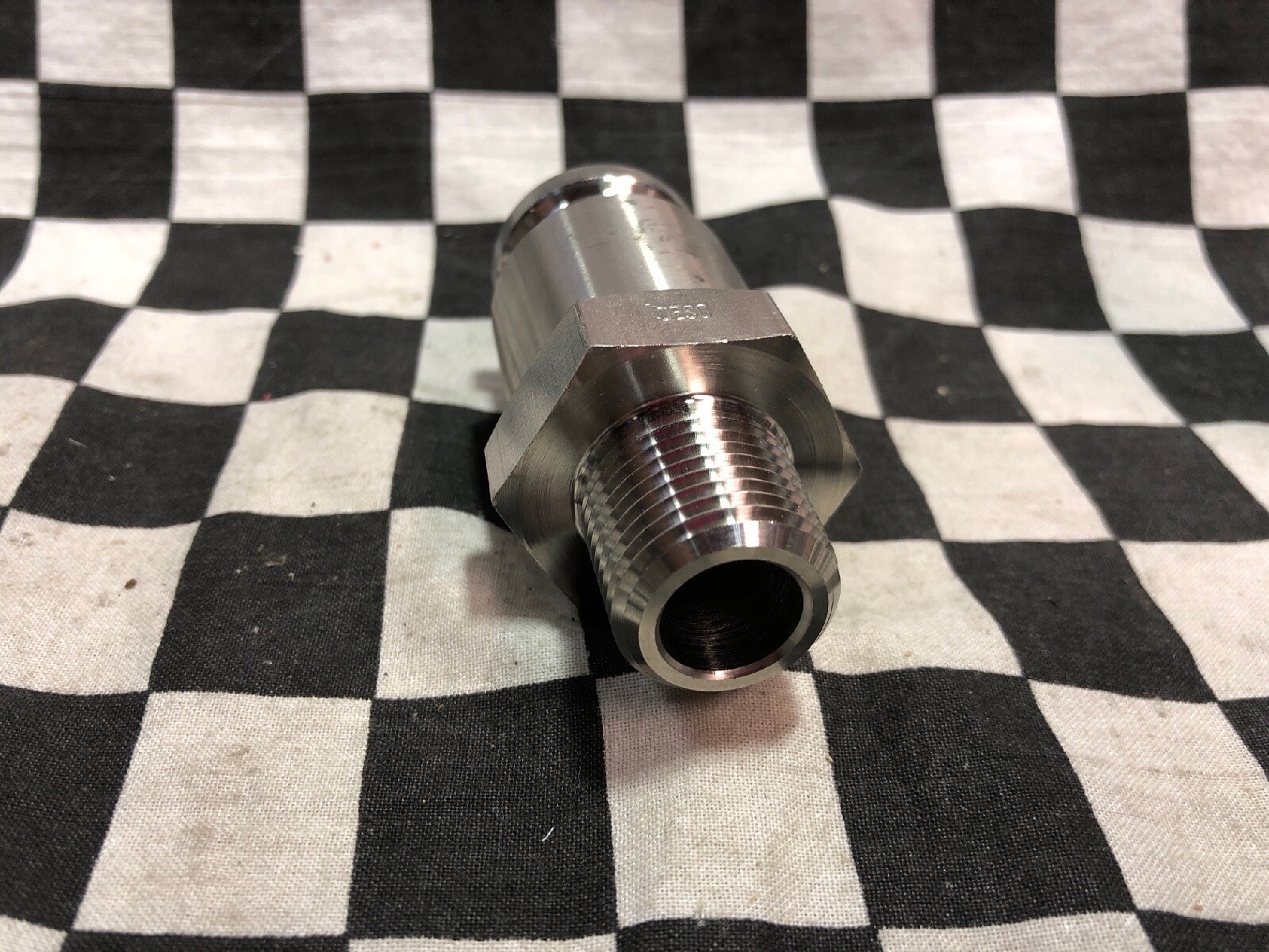 Lot Of 6 Swagelok Quick Connect Stem, SS-QTM8-D-8PM, SSQTM8-D8PM, SHIPSAMEDAY