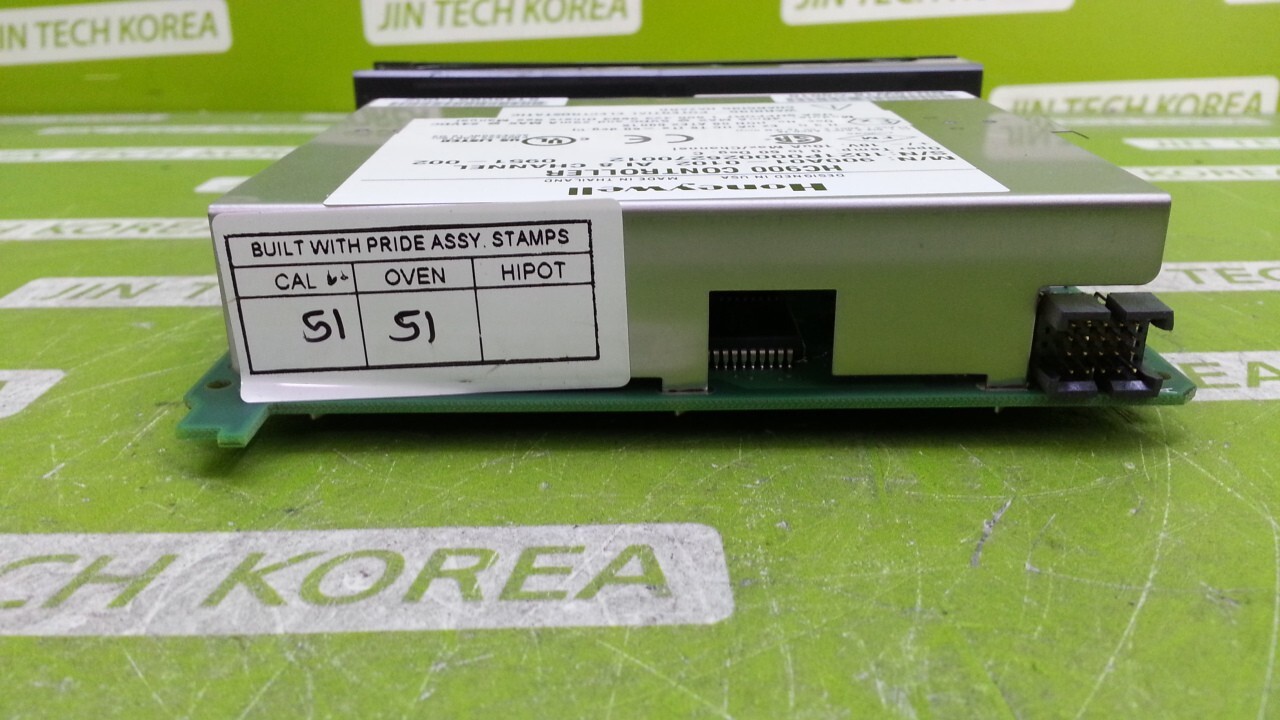 5799) [USED] Honeywell HC900 Controller 900A01-0102
