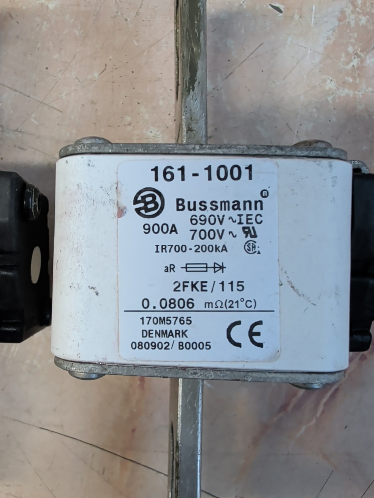 BUSSMAN 161-1001 900A 690-700VAC FUSE – LOT OF 2