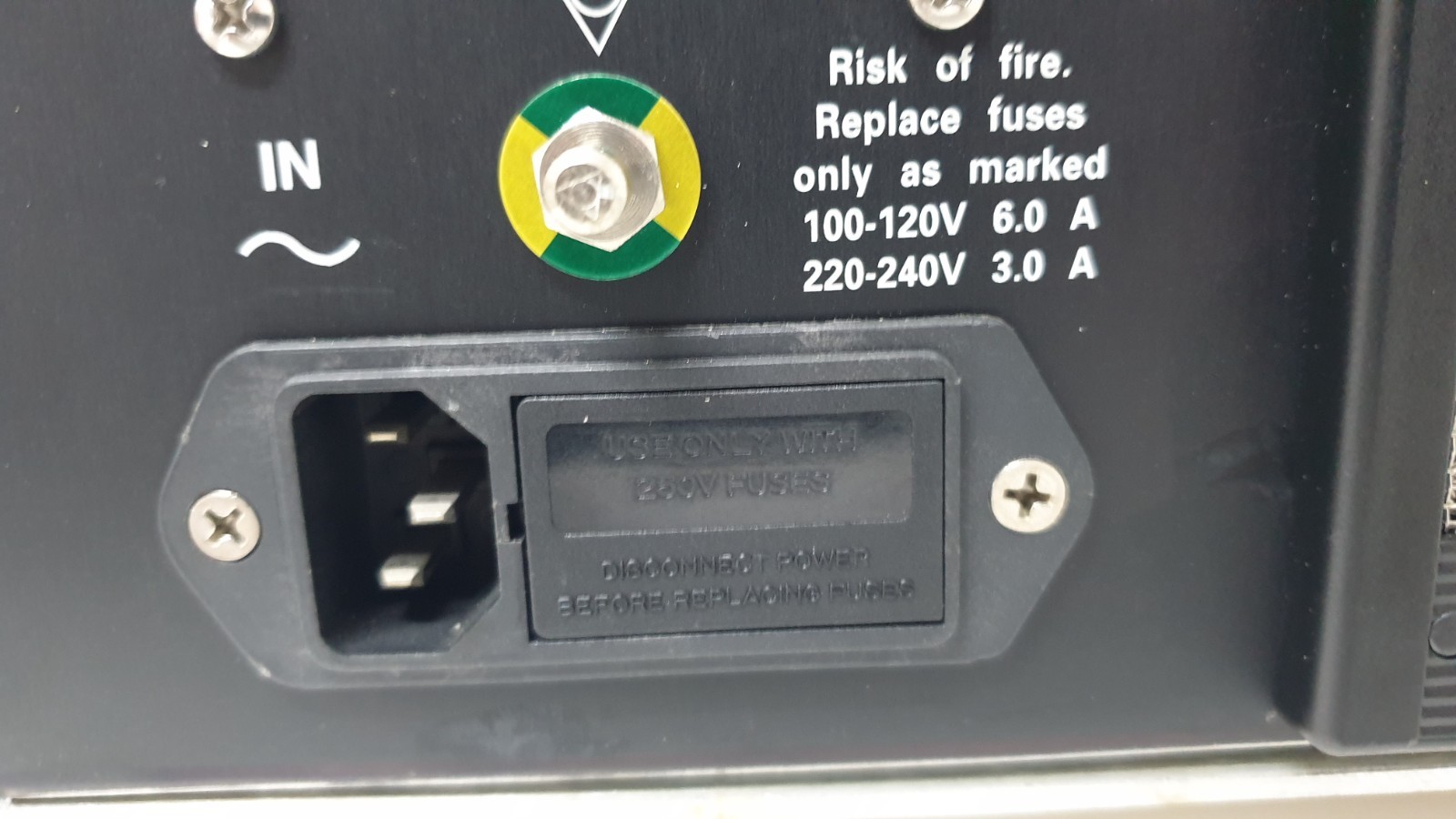 ESC / Sharplan LaserCare 25 Laser System – Model: LaserCare 25