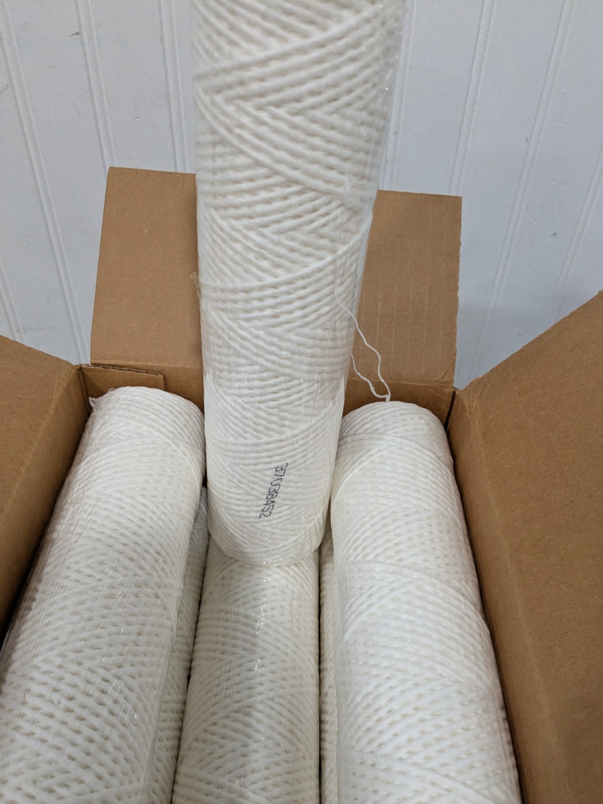 Parker Plumbing Cartridge Filter: 2-1/2″ OD, 10″ L, 10 micron Box of 6 19R10S