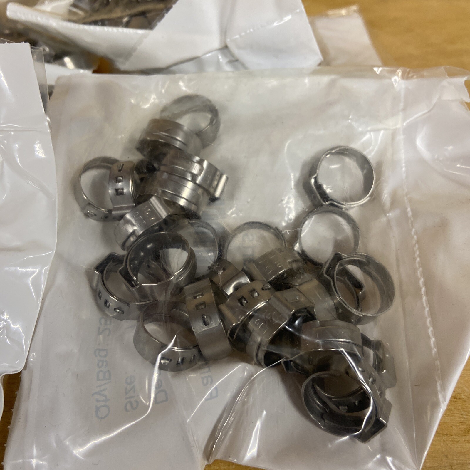 Oetiker 16700016 Stepless One Ear Clamp 13.2mm (Closed) – 15.7mm (Open) 200 Pack