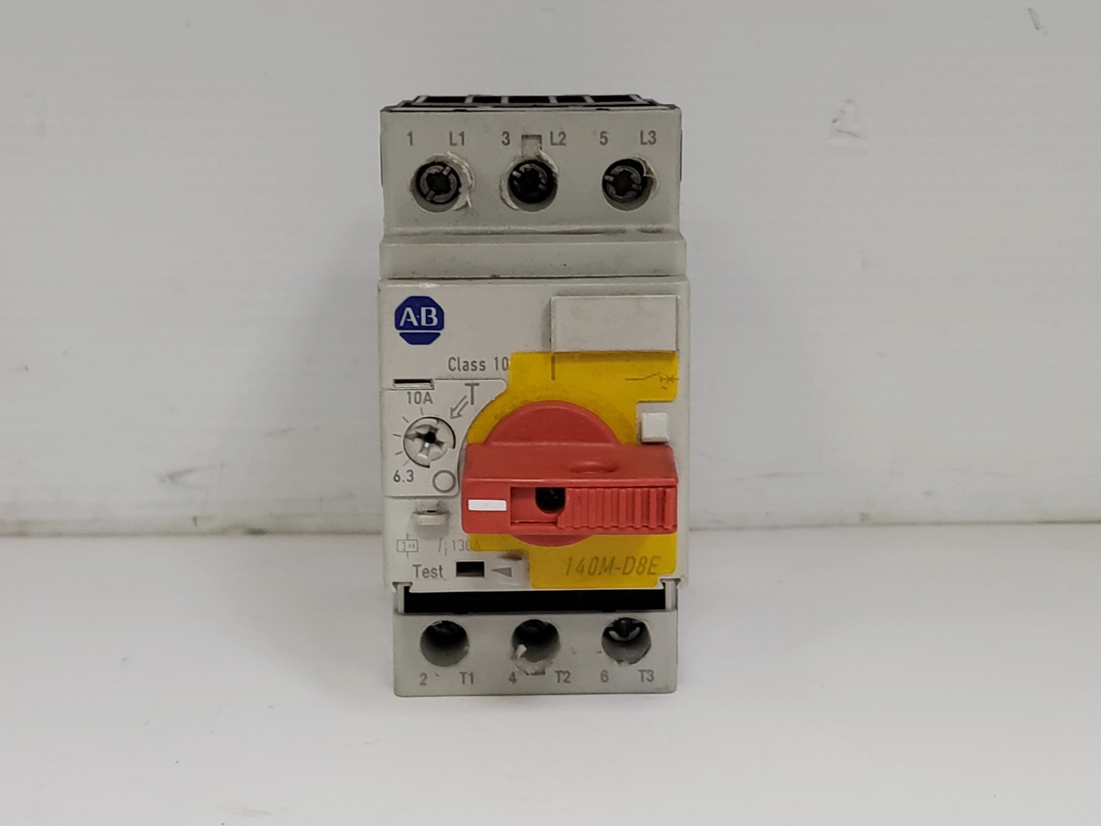 ALLEN BRADLEY 140M-D8E-C10 CIRCUIT BREAKER 6.3-10A SERIES C