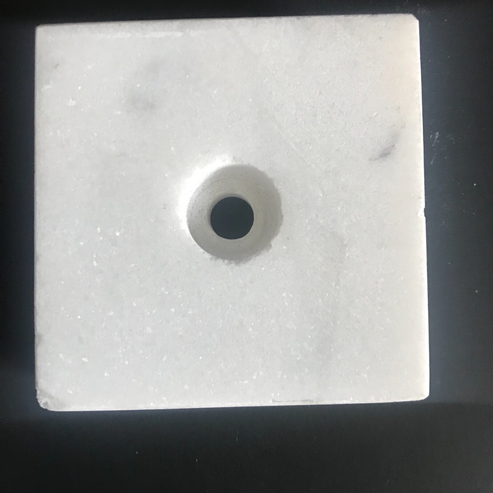 22 Count – 3X3x1 Marble Bases Trophy Bases Countersunk Holes White w/ Gray Veins
