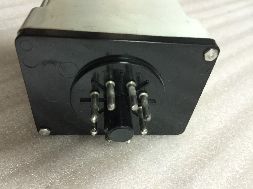 Allen Bradley TIME DELAY, 700HT12AZ24, 700-HT12AZ24, Shipsameday #137H34