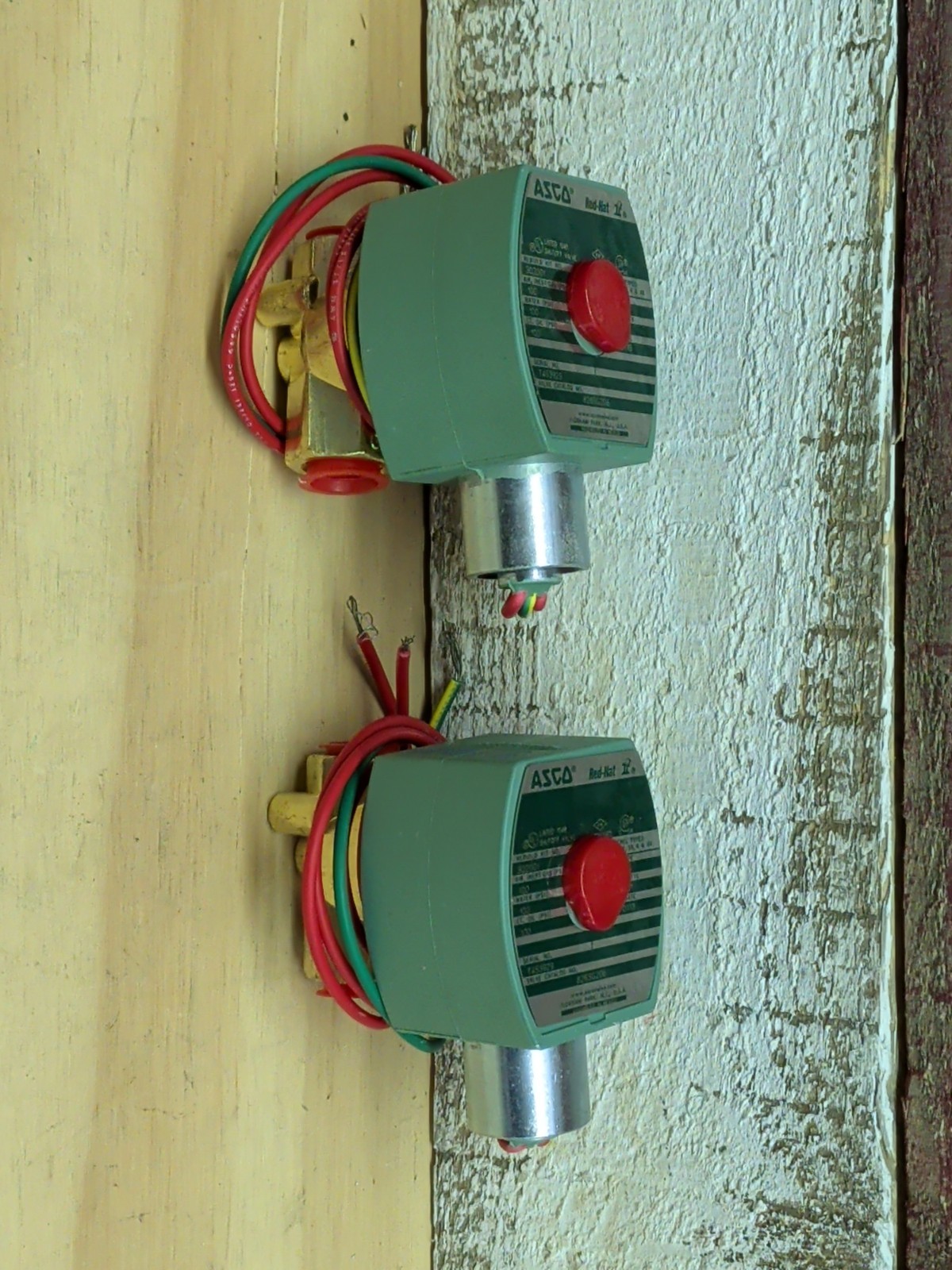 ASCO Red Hat II 8263G206 Solenoid Shutoff Valve 3/8″ New Fast Ship