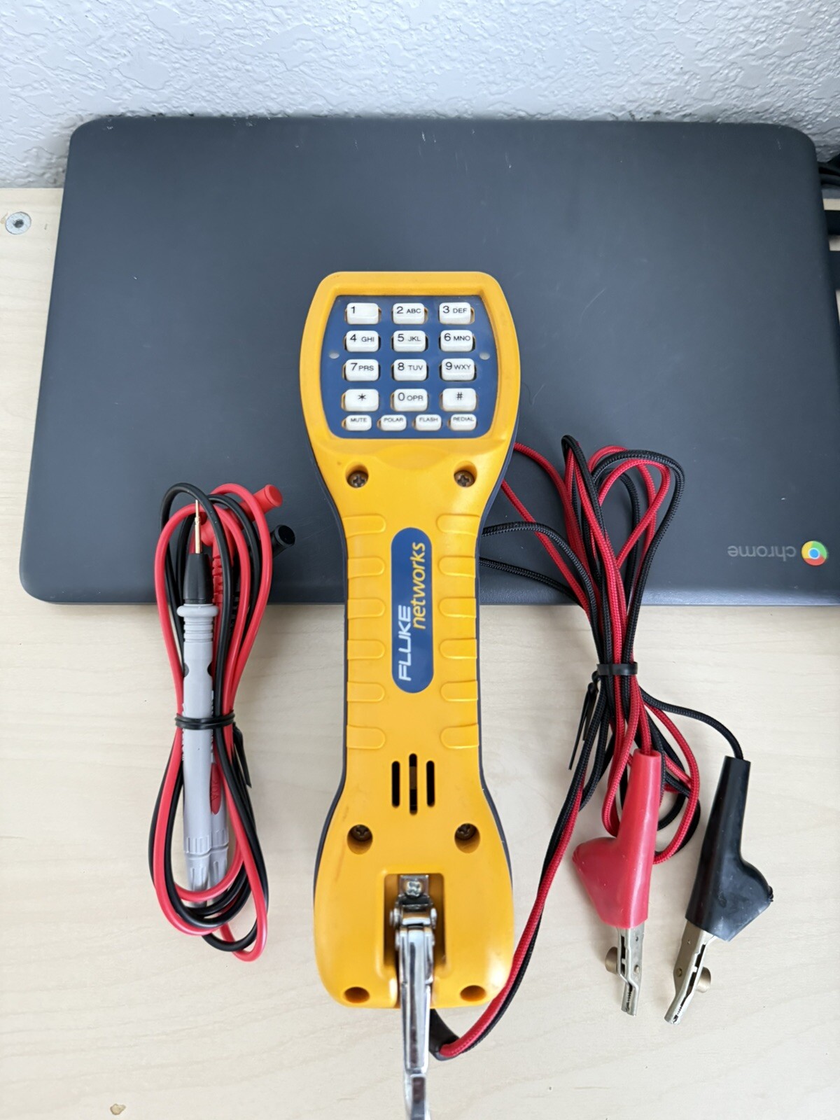 Fluke Networks TS30 Portable Test Set Telephone w/ Clips FAST SHIPPING