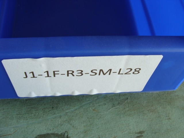 LOT OF 2 PARKER PNEUMATIC REGULATORS R364-02CG 0-125 PSIG 300PSIG MAX W/GAUGE