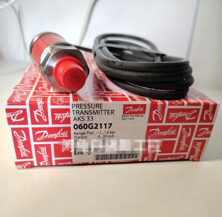 1PCS Danfoss AKS33 060G2117 pressure sensor