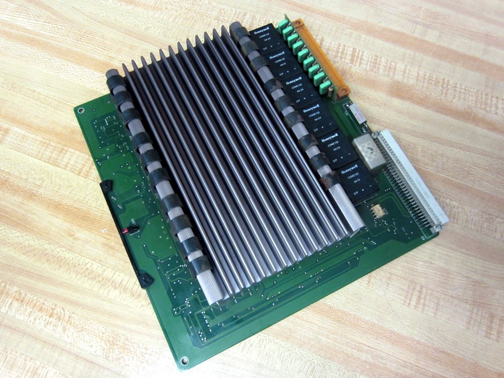 ABB 3HAB2207-1 Servo DSQC 236D GME:91005-345-F