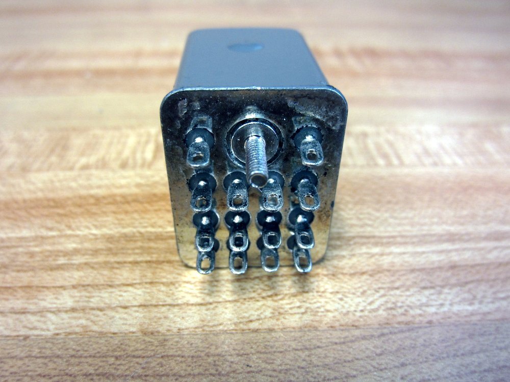 Magnecraft Struthers Dunn KHS-17A12-120 Potter & Brumfield Relay KHS17A12120