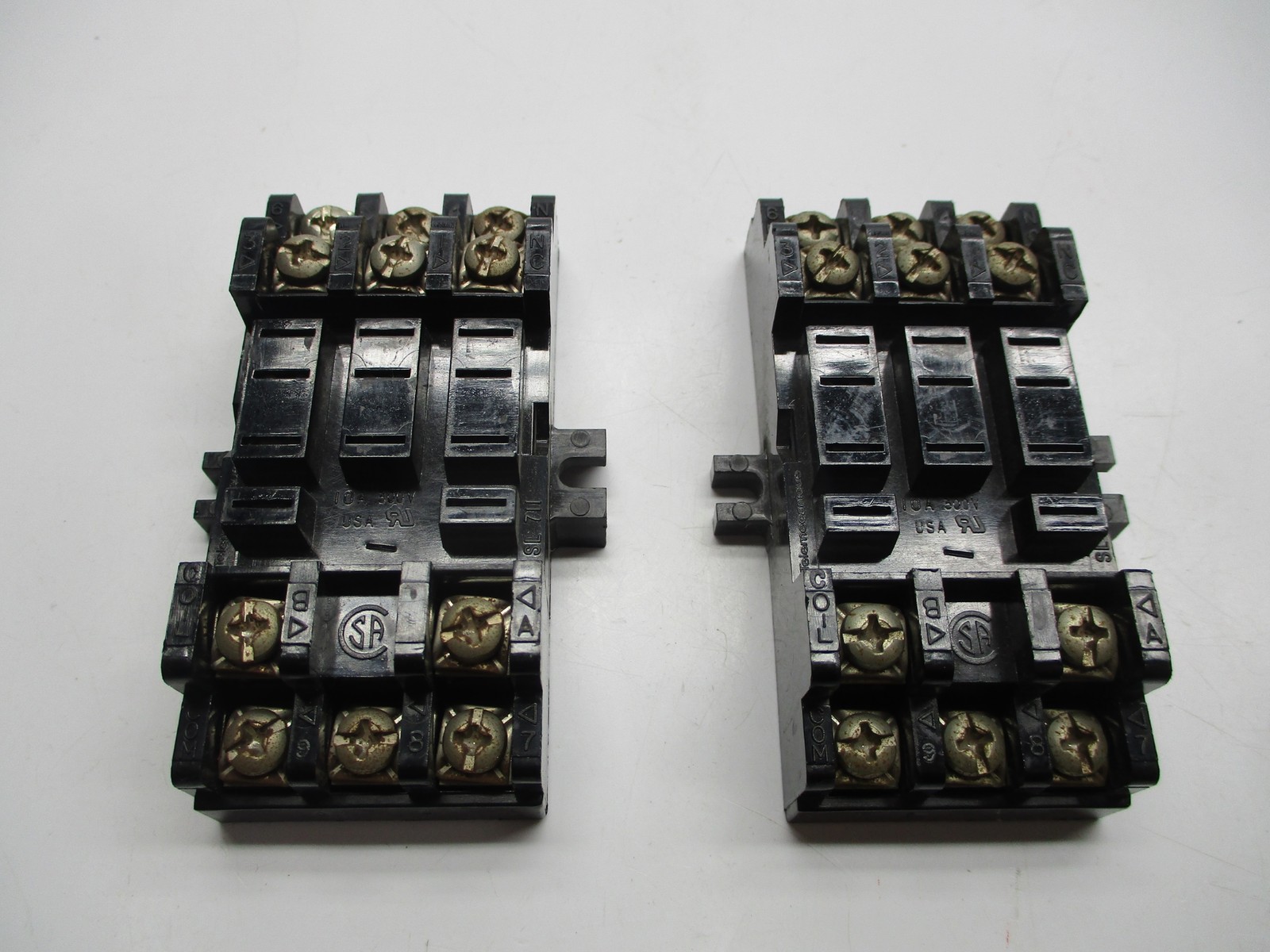 INDUSTRIAL SPARE SL711 RELAY BASE LOT OF 2 NSNP