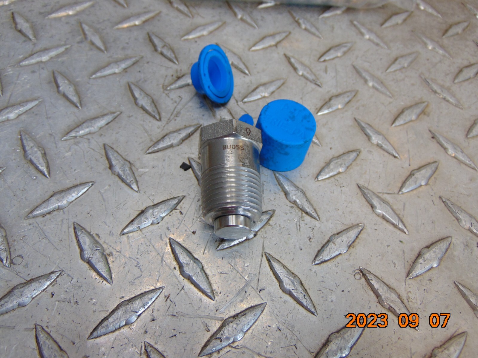 CHECK-ALL BUDSS 1/2″ STAINLESS STEEL VACUUM BREAKER