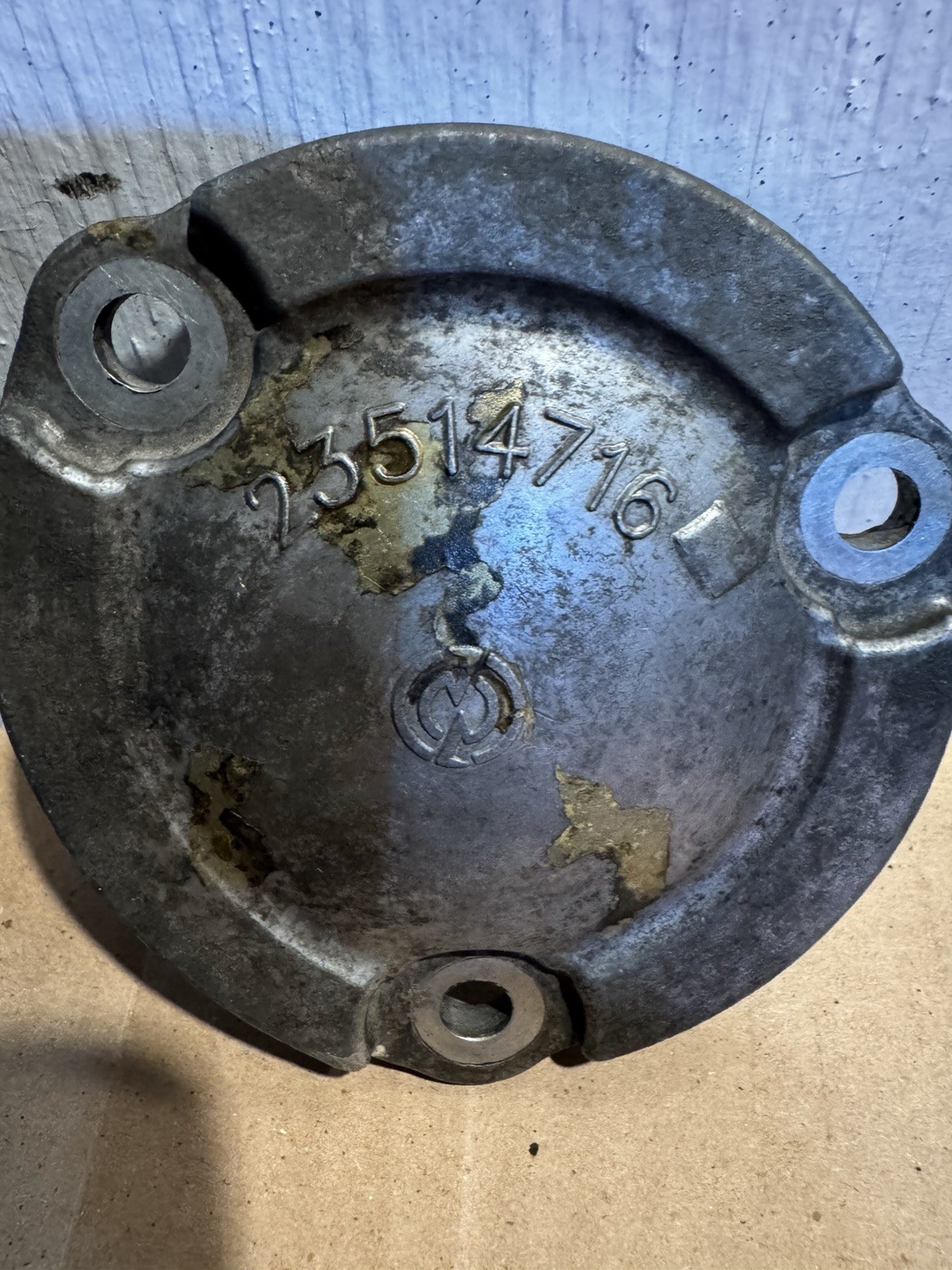 Detroit Diesel 60 Series Engine Camshaft Cover Bearing Cap 23514716 OEM