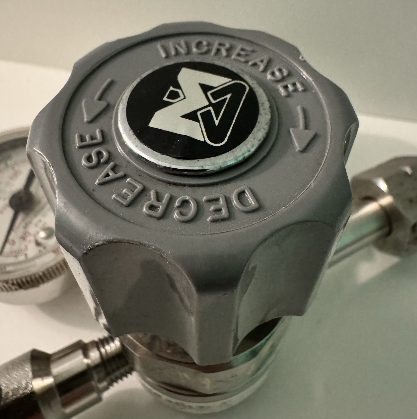 Matheson, 3500 Series High Purity Regulator- Model # 3510-330