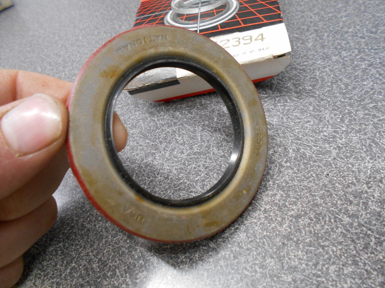 Federal Mogul 472394, National Oil Seal. 1.937 x 3.000 x 0.312 NOS!