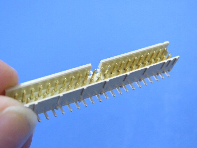 FCI 98424G5244ULF Qty of 24 per Lot Connector Header Surface Mount 44 position