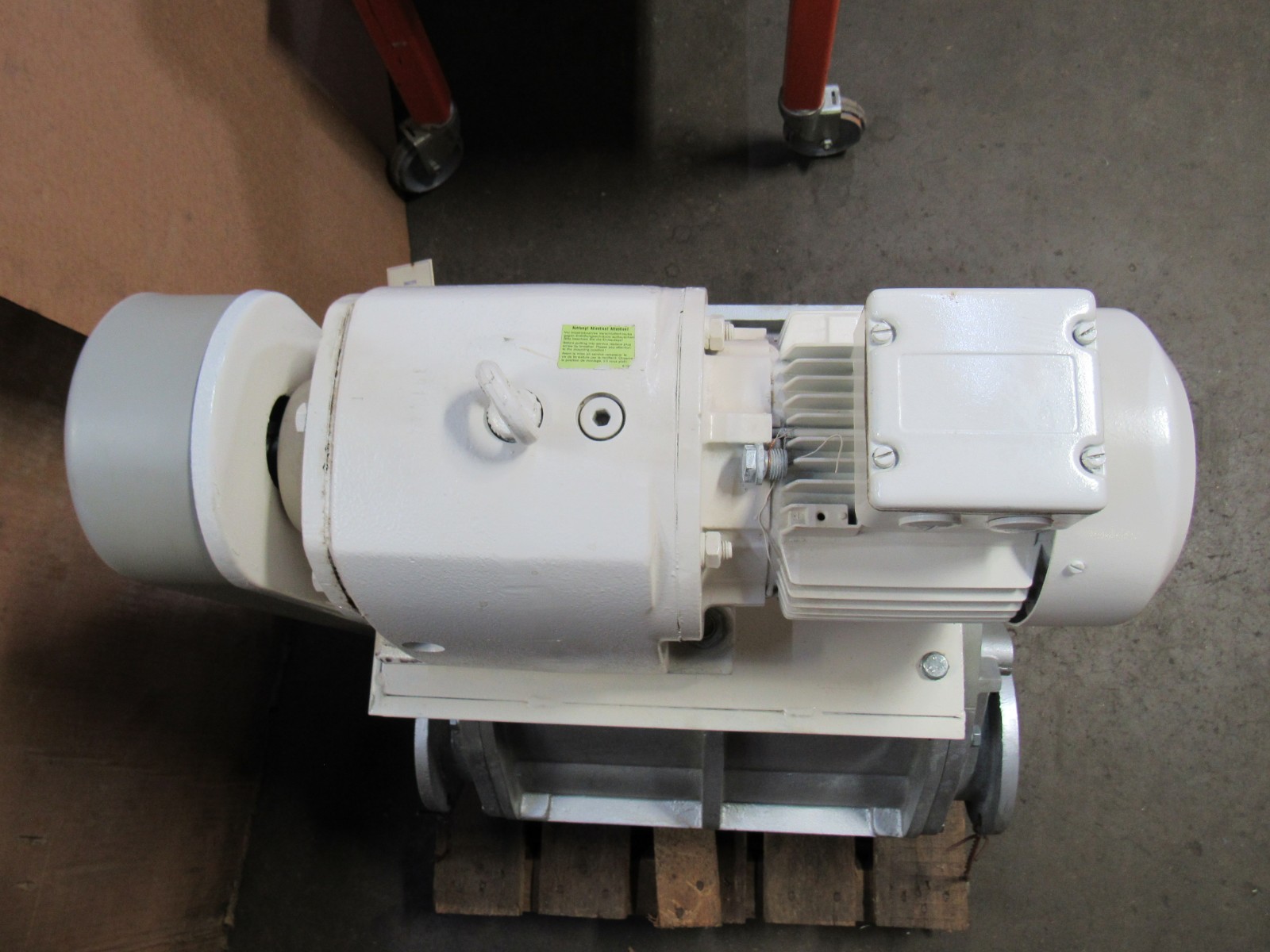 NEW REIMELT ROTARY AIRLOCK VALVE TYPE 13 SCHL.4.20SG 1.5HP 254/440V 10″X4″