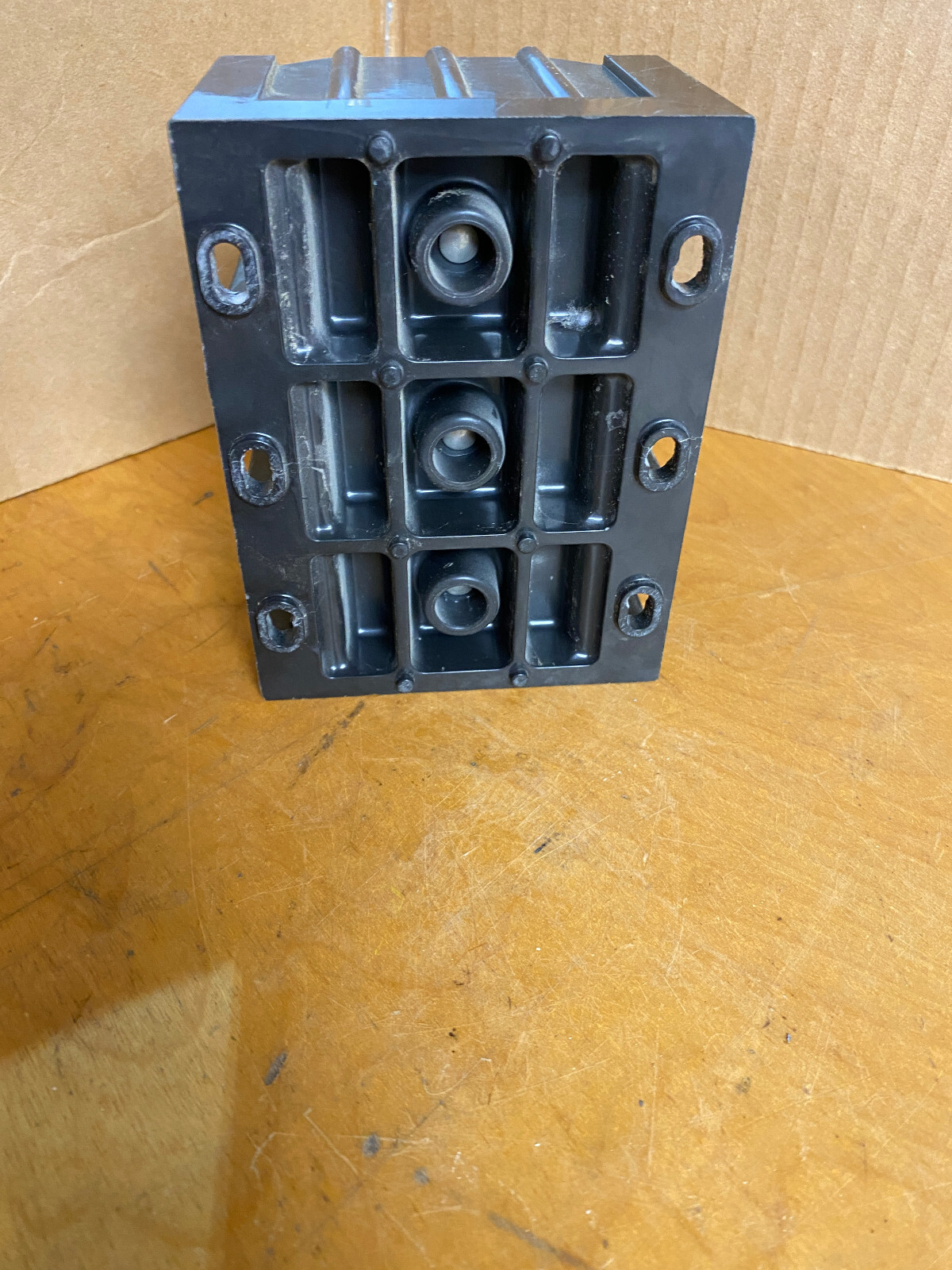 Bussmann Power Block Distributor 16325-3 350A-600V