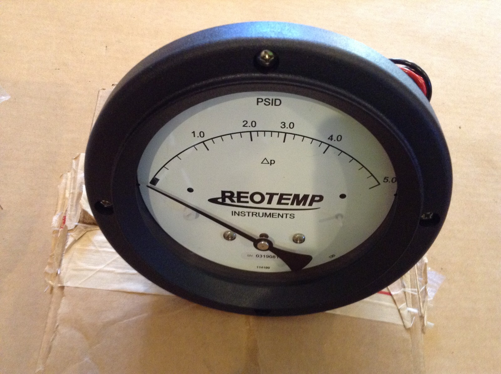 Reotemp Differential Pressure Gauge D204PSE-E4D4-PD5 New 0-5 PSID Elec Haz. Loc.