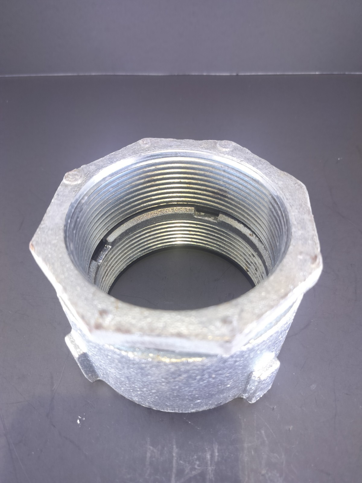 Thomas & Betts 682 Three-Piece Erickson Coupling 3″ Threaded Malleable Iron NOS